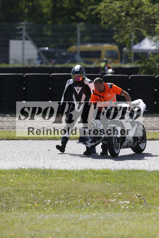 Archiv-2025/22 06.06.2025 DISCOVER the BIKE ADR/Race 3 rot/77